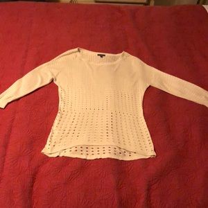 Woman 3 quarter sleeve knit shirt